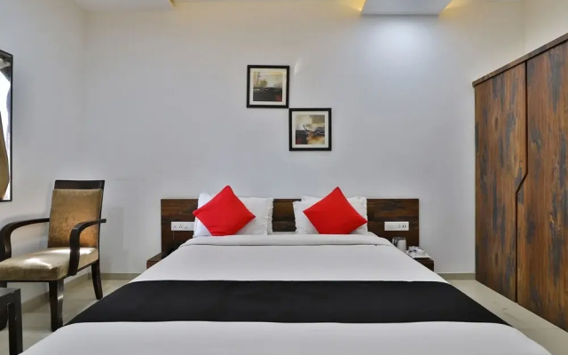The Grand President By OYO Rooms
