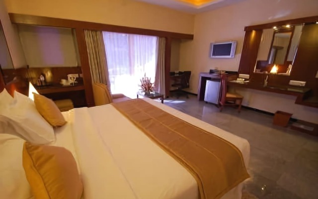 Velan Hotel Greenfields