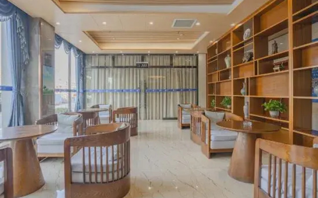 Qian Yuan Hotel
