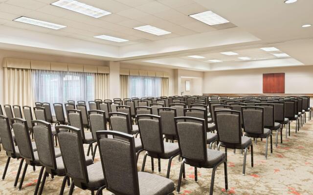 Homewood Suites by Hilton Raleigh - Crabtree Valley