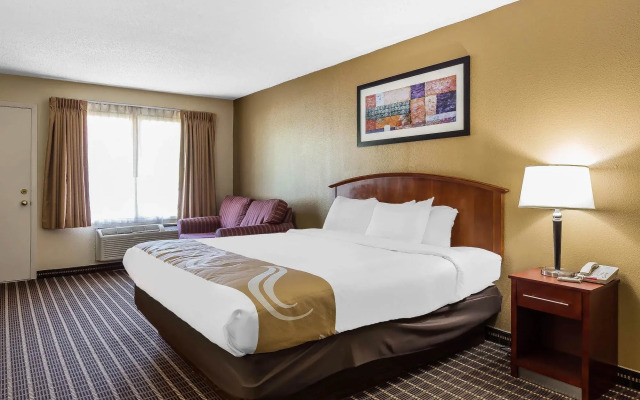 Quality Inn & Suites Sevierville - Pigeon Forge