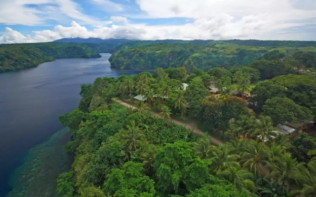 Tufi Resort