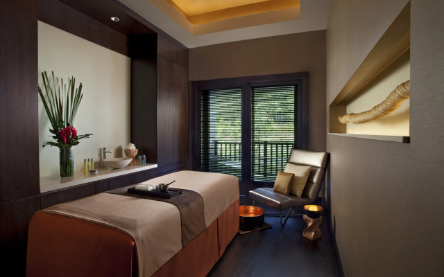 Resorts World Sentosa - Equarius Hotel