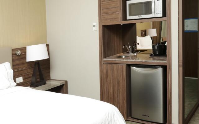 Holiday Inn Express & Suites Monterrey Valle by IHG