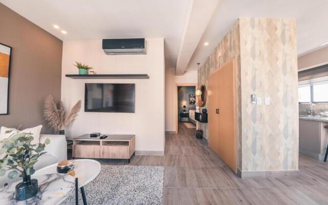 Fully Serviced Apartment at Regatta Living - 7B