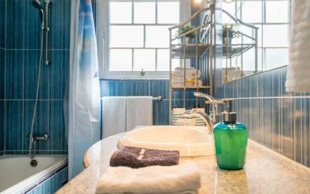 Ocean Breeze & Suites