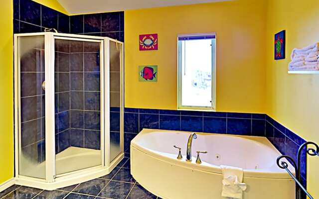 121 12Th Street - Three Bedroom Home