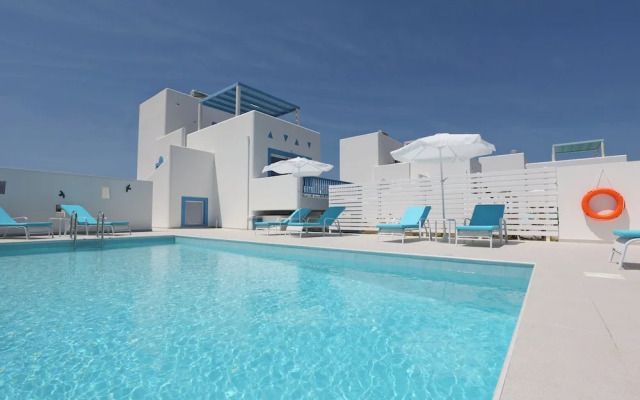 Xenos Villa 5 With a Private Pool Near the sea