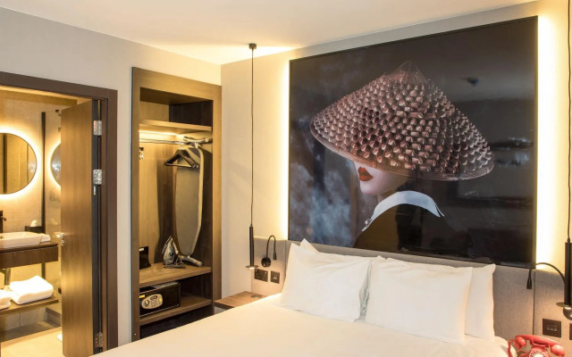 Radisson RED London Greenwich The O2