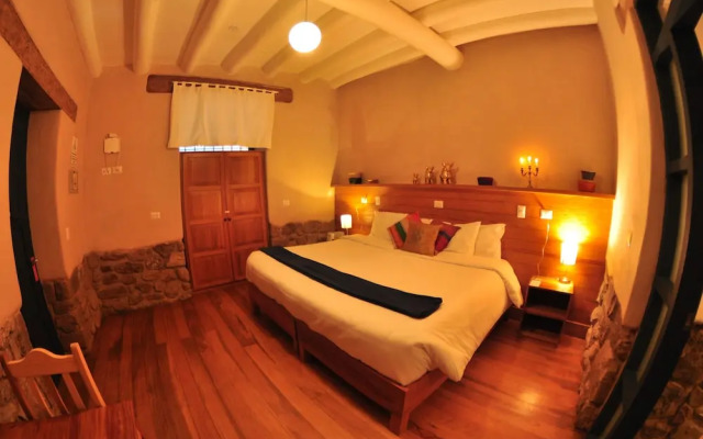 Nao Victoria Hostel