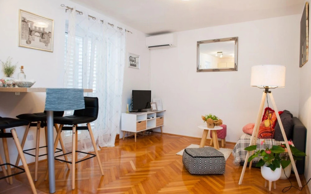 Apartment Dumaneo Art