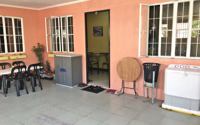 Kalayaan Transient House