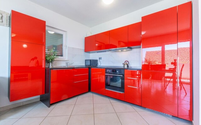 Nice Home in Stanici With Wifi and 3 Bedrooms