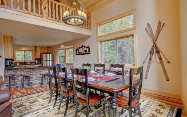 Grand Moose Lodge Home