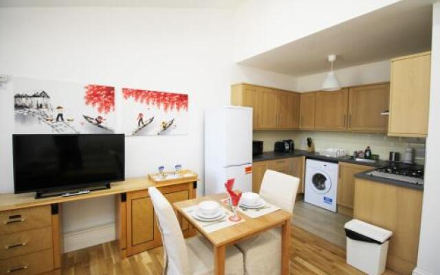 Wellesley Road Apartments