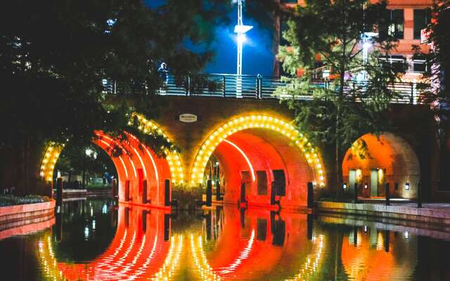 Hyatt Centric The Woodlands