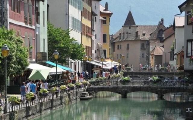 Appartement Annecy, 2 pièces, 4 personnes - FR-1-432-79