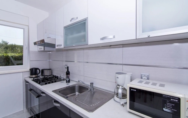 Ivica - Garden Terrace - A2