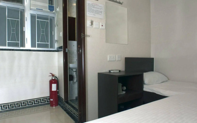 Mong King Hotel