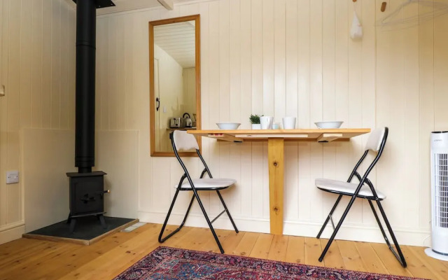 Mitford Gypsy Hut
