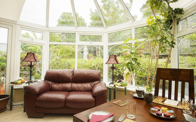 Sea Breeze Lodge B&B