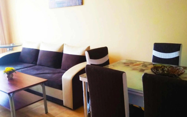 Central Plaza Studio