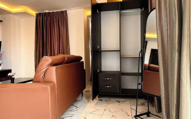 Luxurious 1 Bedroom Apartment with  Pool