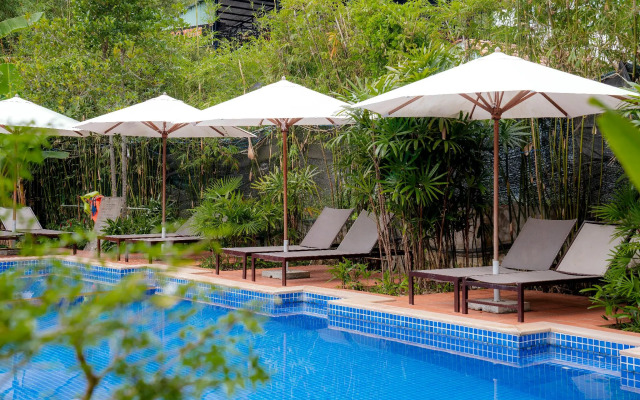 La Mer Resort