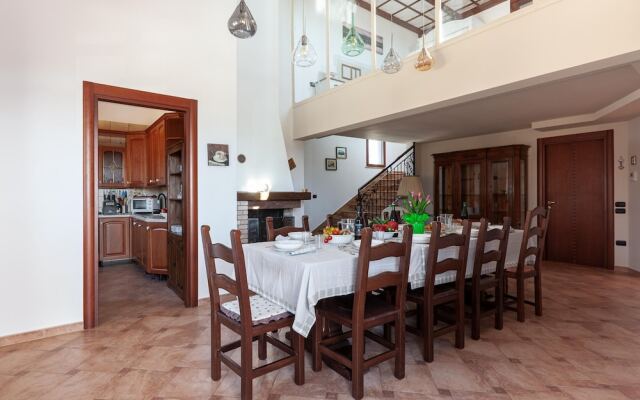 Tenuta San Cassiano with garden and pool