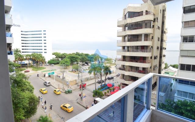 Lujoso Apto de 2 Alcobas y Balcón