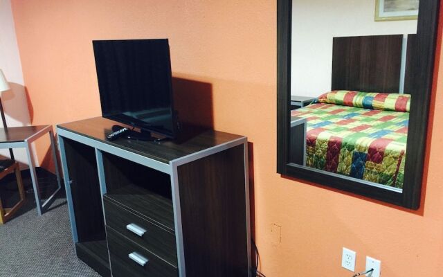 Scottish Inn & Suites - Hobby Airport