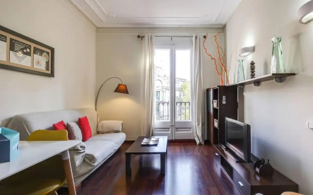 Ronda Sant Pere Private City Center 3Bedroom Suite B