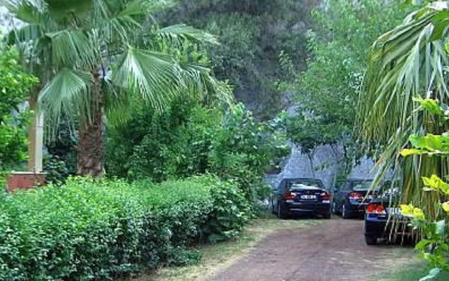 Oblomov Bungalows Apart