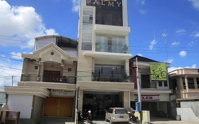 Hotel Palmy — 3-star hotel in Tanjung Redeb