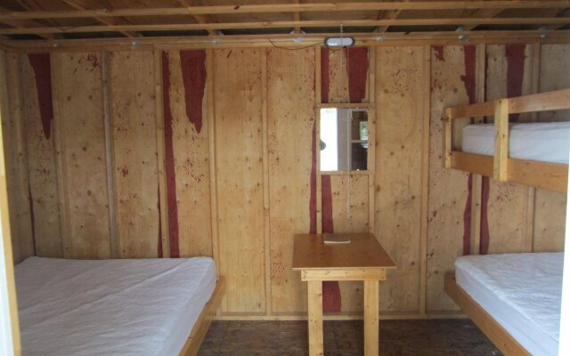 Webber's Lakeside Resort