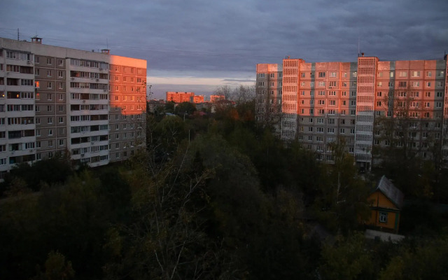 Apartments on 64a Vesennaya Street