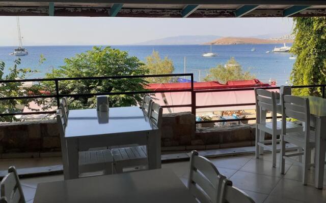 Manolya Hotel