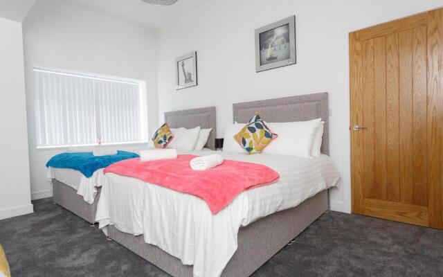 Live in Leeds Greenhill Bungalows