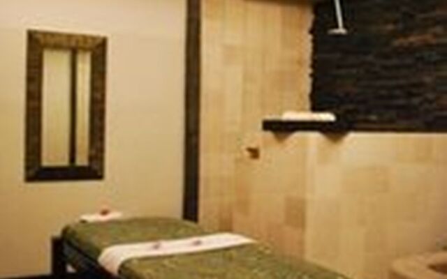 Harmoni Hotel Batam