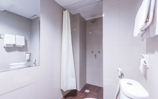 Hotel Jusenny Syariah by OYO Rooms