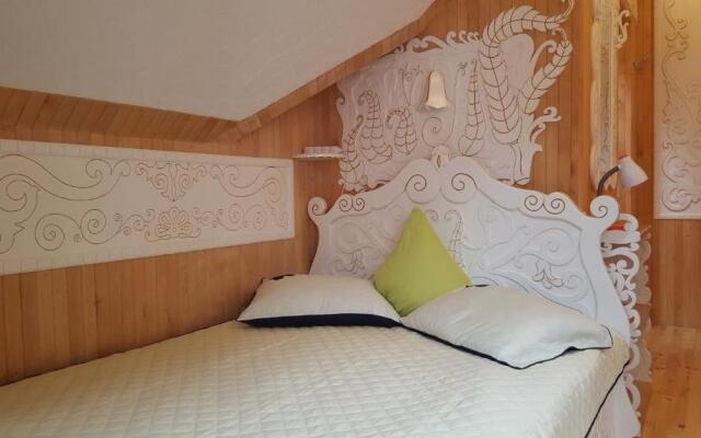Naiza Guesthouse and Apartments