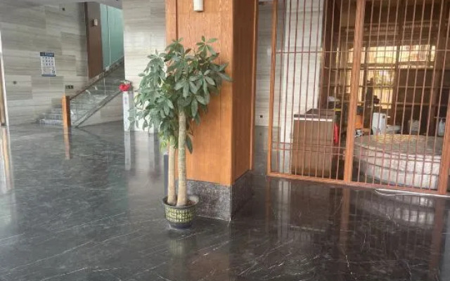 Junlun Hot Spring Hotel