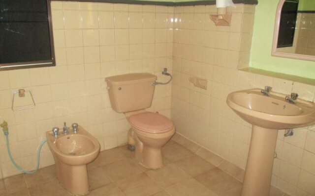 Golden Bridge Guest House