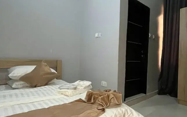 R-Oak Hotels and Apartments