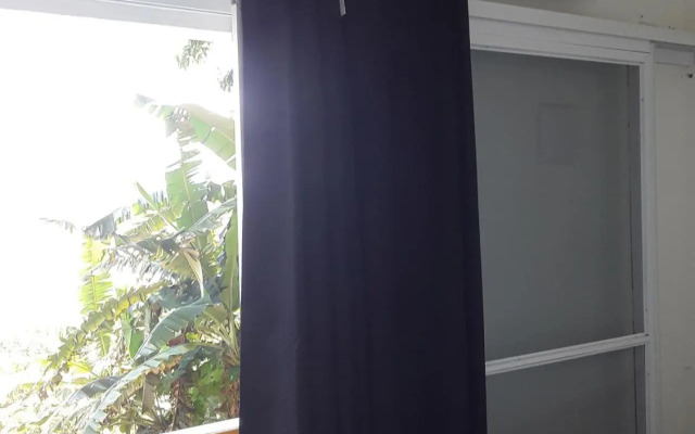 Honey Moon - Vista do mar na cama.