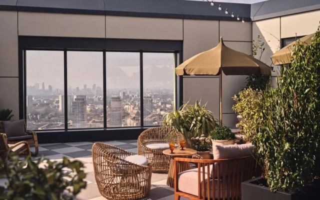 Stunning Two-bedroom Apartment With a Balcony