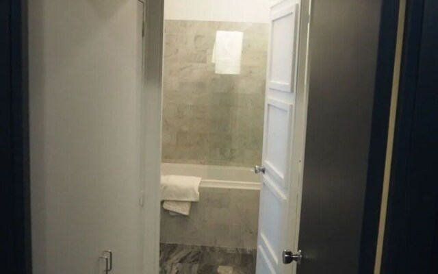 Apartment Champs Elysees - Saint Philippe du Roule