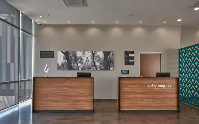 City Express by Marriott Ciudad De México La Raza