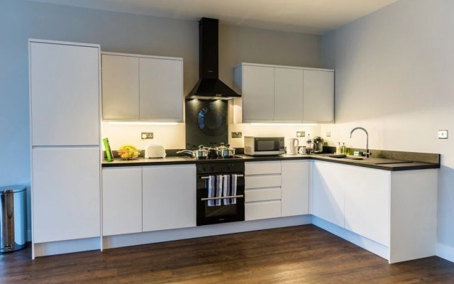 Suite Life Serviced Apartments
