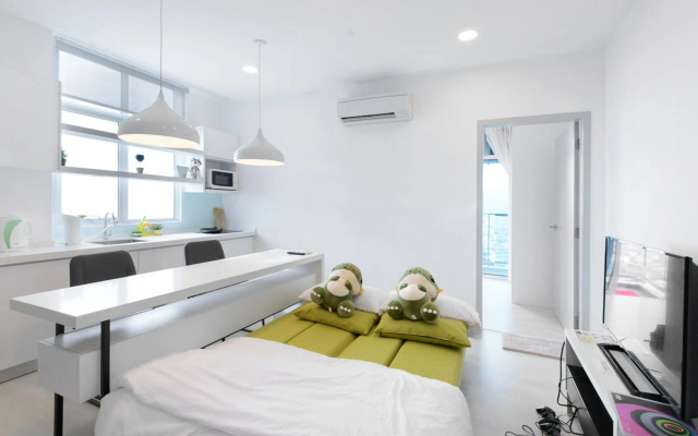 Straits Garden Suites by The Homestay Helper – Guest Rooms – George Town